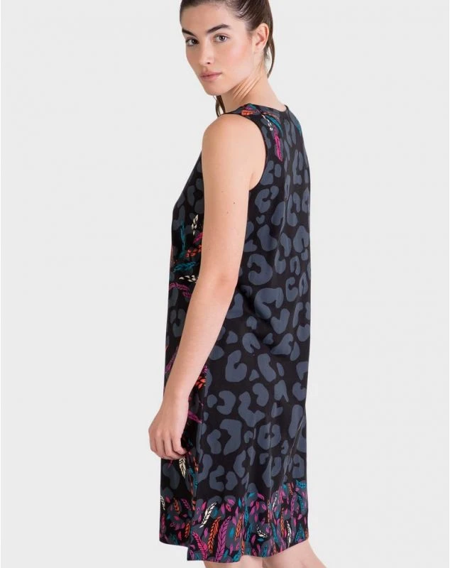 Robe De Plage Sans Manche 100% Coton Imprimé Multicolore Massana 3 Robe De Plage Sans Manche 100% Coton Imprimé Multicolore Massana – Image 3