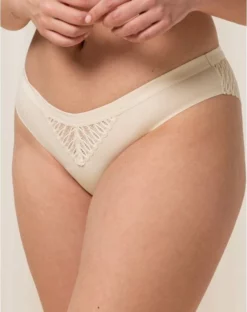 Slip Brésilien Triumph Aura Spotlight (Creamy Dream)