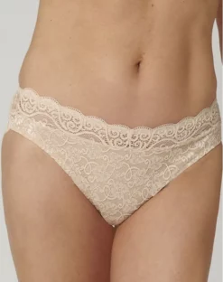 Slip échancré Triumph Amourette 300 (Peau)