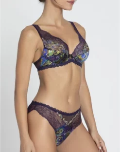 Slip Séduction Lise Charmel Dentelle Cashmer (Emaux Cashmer) 10 Slip Séduction Lise Charmel Dentelle Cashmer (Emaux Cashmer) -Sous-vetement Soldes Boutique slip seduction lise charmel dentelle cashmer emaux cashmer 3