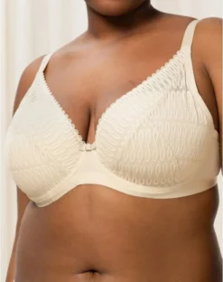 Soutien-gorge Coque Plunge Triumph Aura Spotlight (Creamy Dream) 7 Soutien-gorge Coque Plunge Triumph Aura Spotlight (Creamy Dream) -Sous-vetement Soldes Boutique soutien gorge coque plunge triumph aura spotlight creamy dream 2