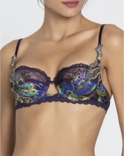 Soutien-gorge Corbeille Lise Charmel Dentelle Cashmer (Emaux Cashmer) 9 Soutien-gorge Corbeille Lise Charmel Dentelle Cashmer (Emaux Cashmer) -Sous-vetement Soldes Boutique soutien gorge corbeille lise charmel dentelle cashmer emaux cashmer 2