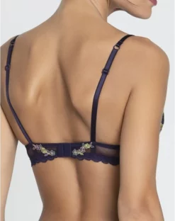 Soutien-gorge Corbeille Lise Charmel Dentelle Cashmer (Emaux Cashmer) 11 Soutien-gorge Corbeille Lise Charmel Dentelle Cashmer (Emaux Cashmer) -Sous-vetement Soldes Boutique soutien gorge corbeille lise charmel dentelle cashmer emaux cashmer 4