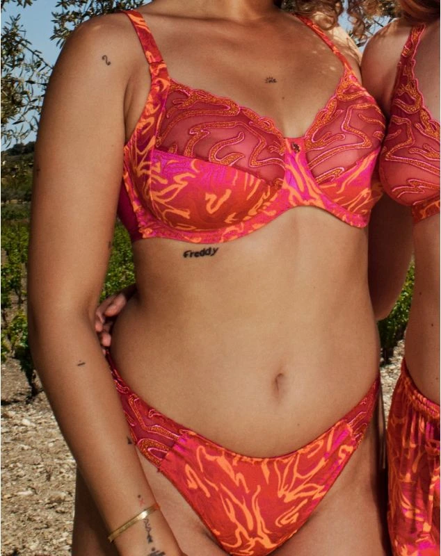 Soutien-gorge Emboîtant Louisa Bracq Vortex (Fuschia) 5 Soutien-gorge Emboîtant Louisa Bracq Vortex (Fuschia) – Image 5