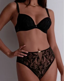 Soutien-gorge Plunge Coussinet Aubade Coeur à Corps (Noir) 6 Soutien-gorge Plunge Coussinet Aubade Coeur à Corps (Noir) -Sous-vetement Soldes Boutique soutien gorge plunge coussinet aubade coeur a corps noir 2