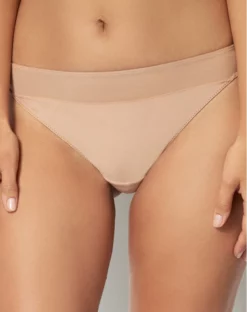 String Sans Complexe Essentiel Fit (Macchiato)