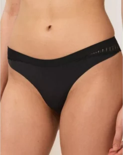 String Triumph Aura Spotlight (Noir)